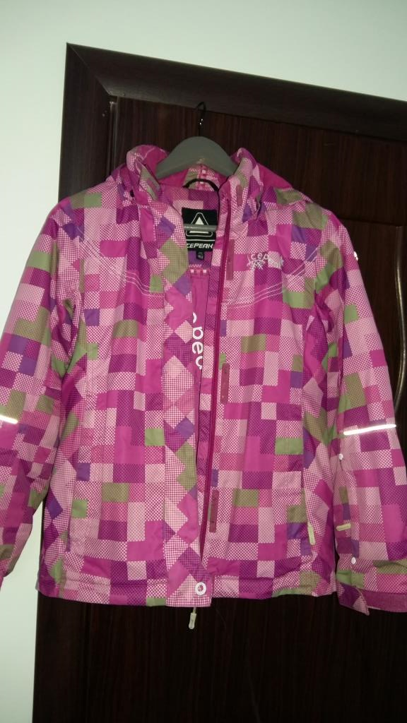 Куртка лыжная  152. 