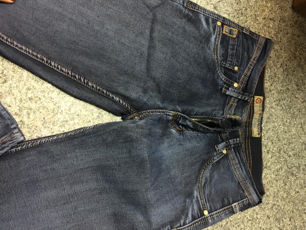 Продаю для мальчика Б\У очень мало