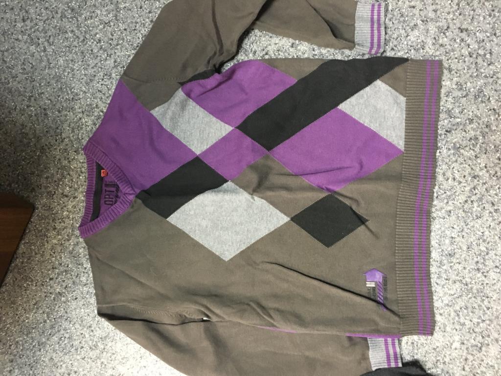 Продаю для мальчика Б\У очень мало