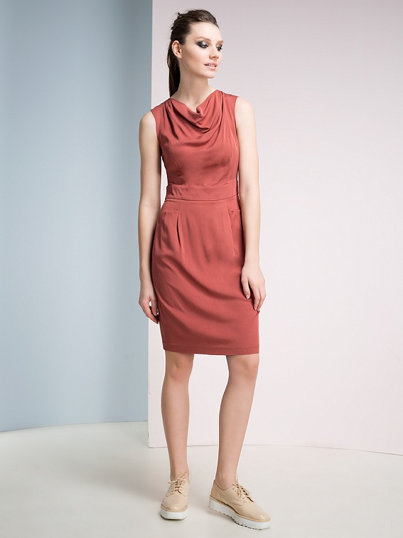 4138220en0513. Платья и туники