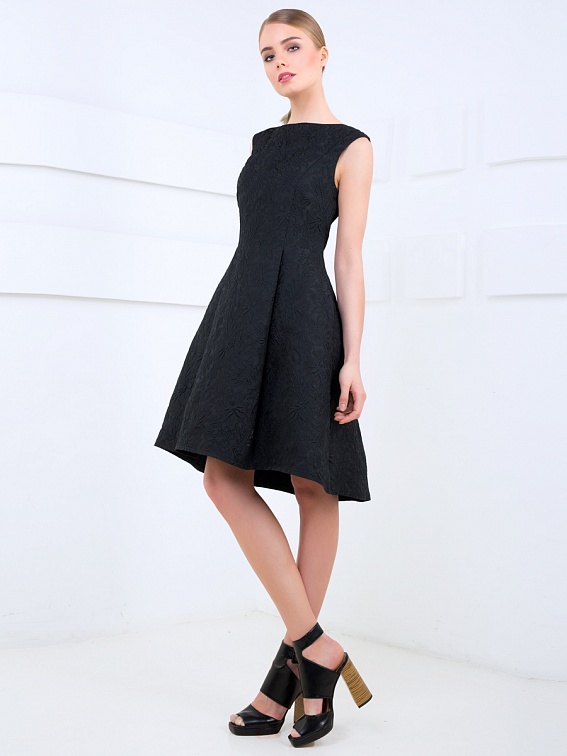 2138451ic0899. Платья и туники