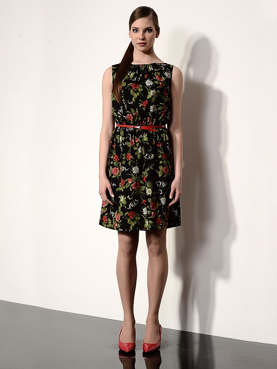 1137220sp1290. Платья и туники