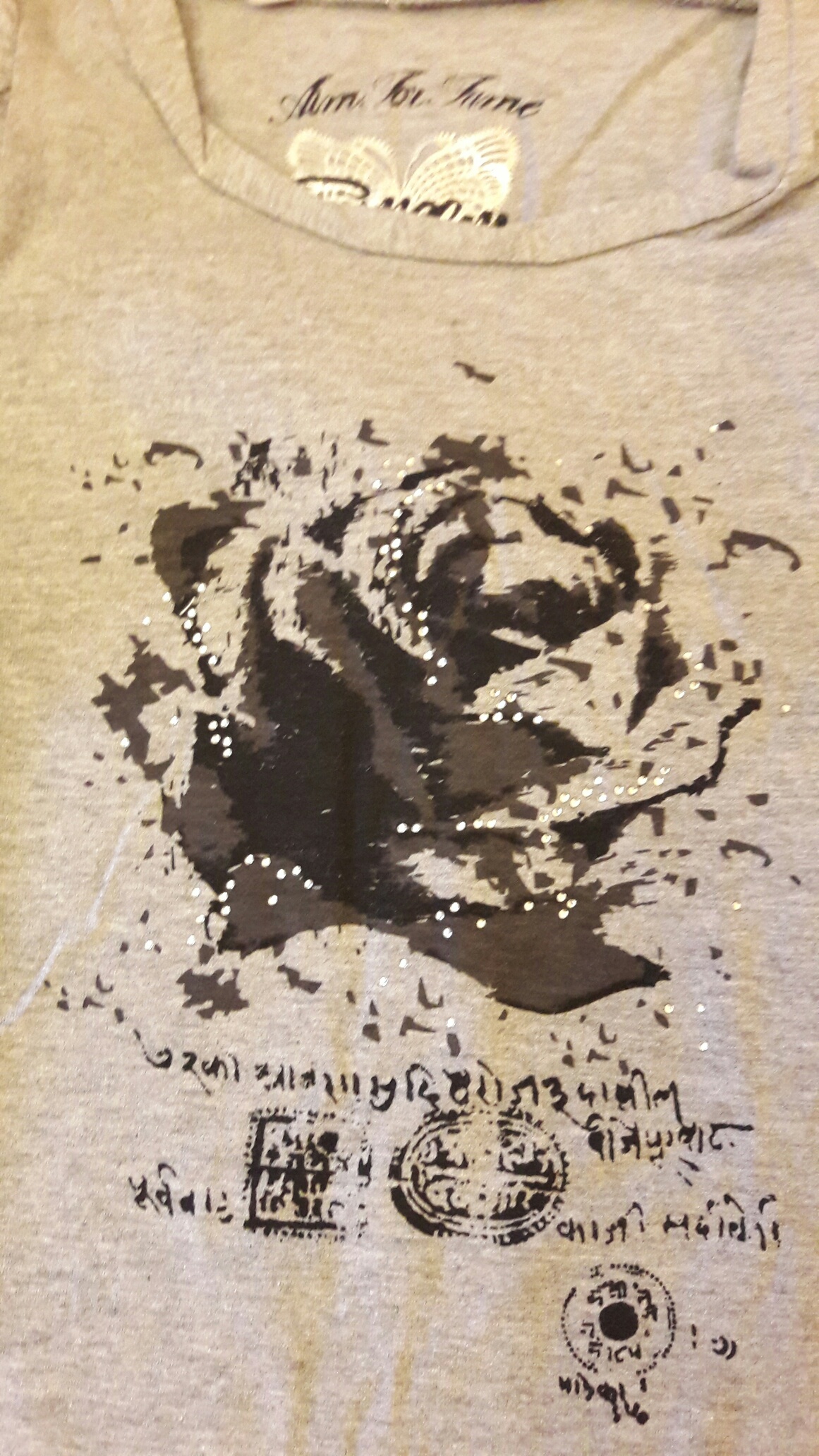 Лоссан. Летнее легчайшее платье. Рост 8-10 лет. Пристрой одежды