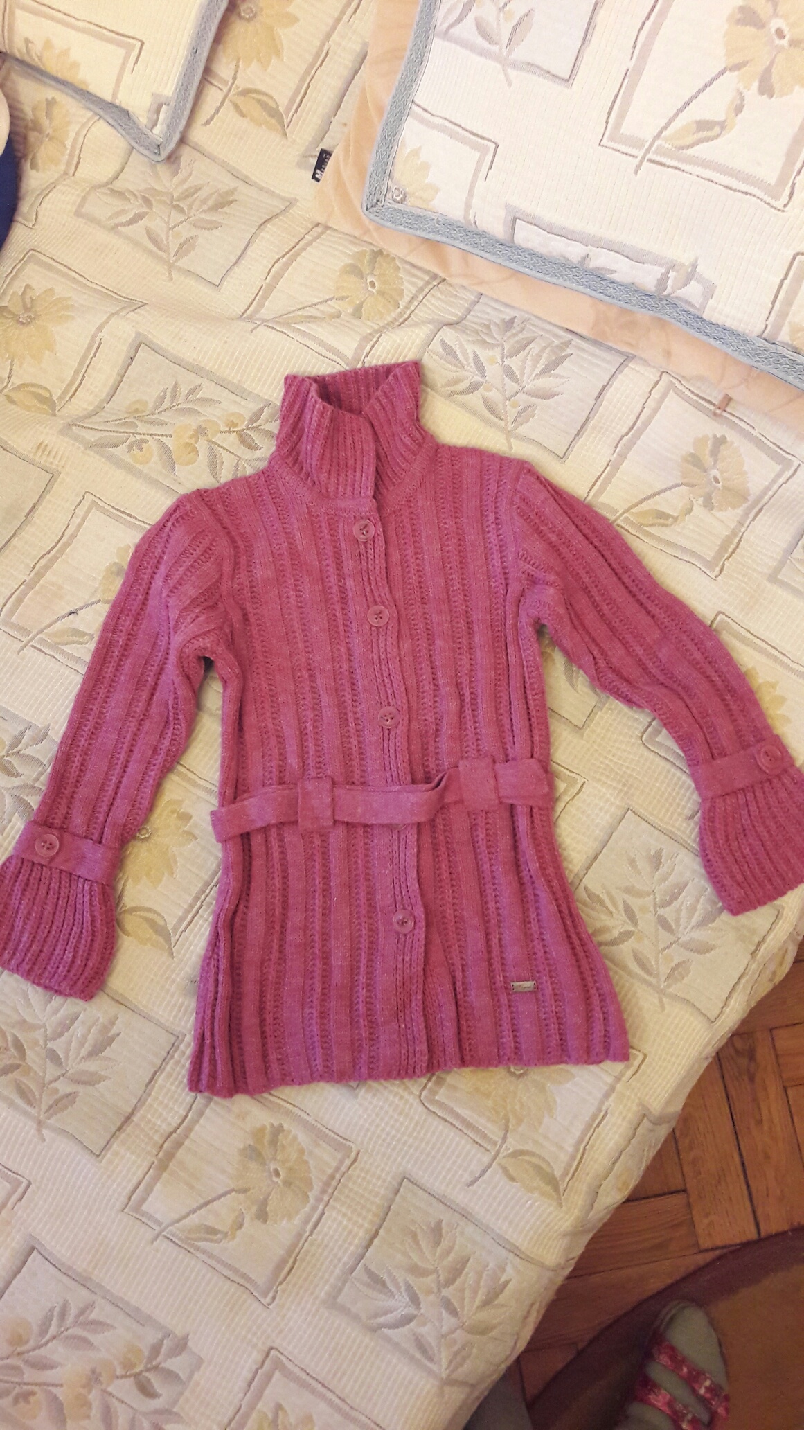 Майорал. Теплый кардиган. Рост 128 см . Пристрой одежды