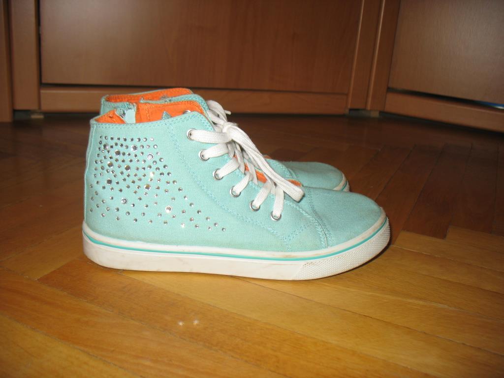 Детская обувь