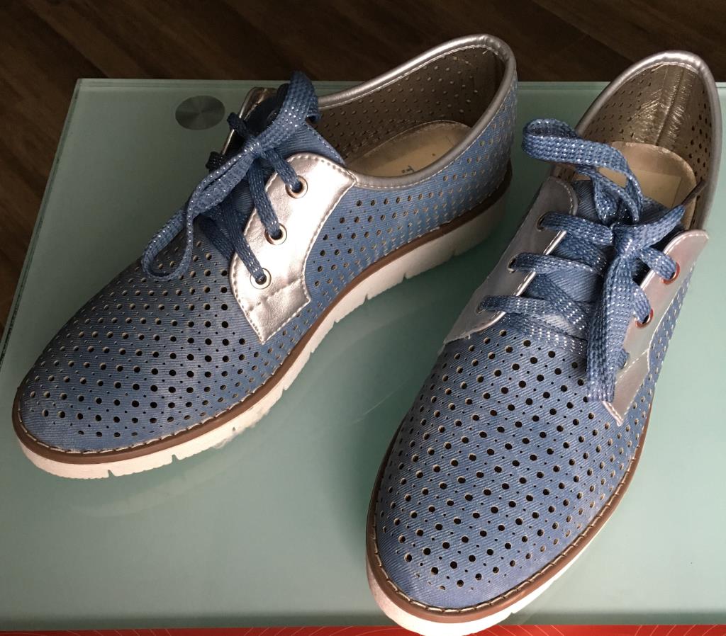 41 размер Испания, 2500. пристроено