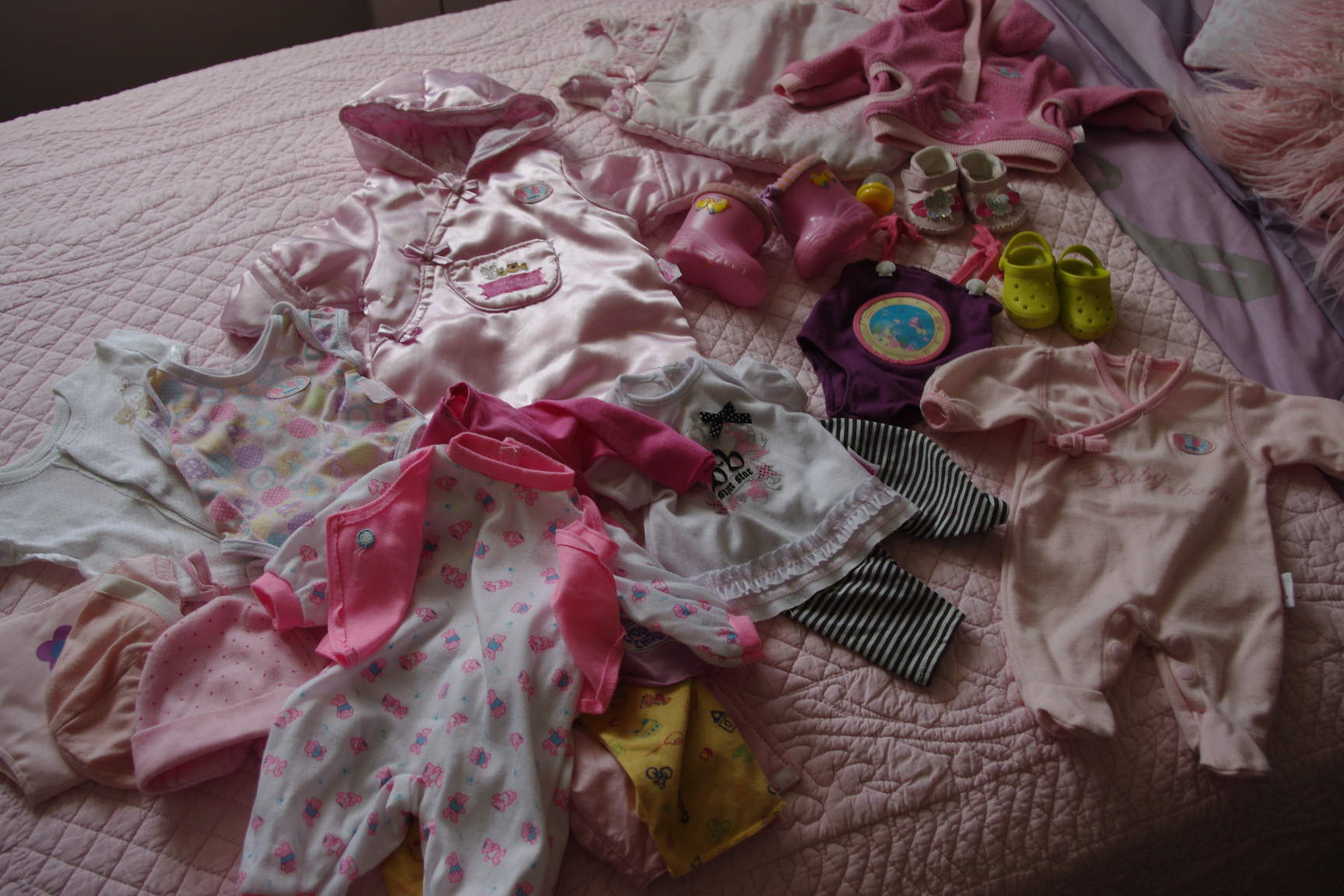 одежда и обувь для Беби Борн-1000 за всё. ЗАБРАЛИ