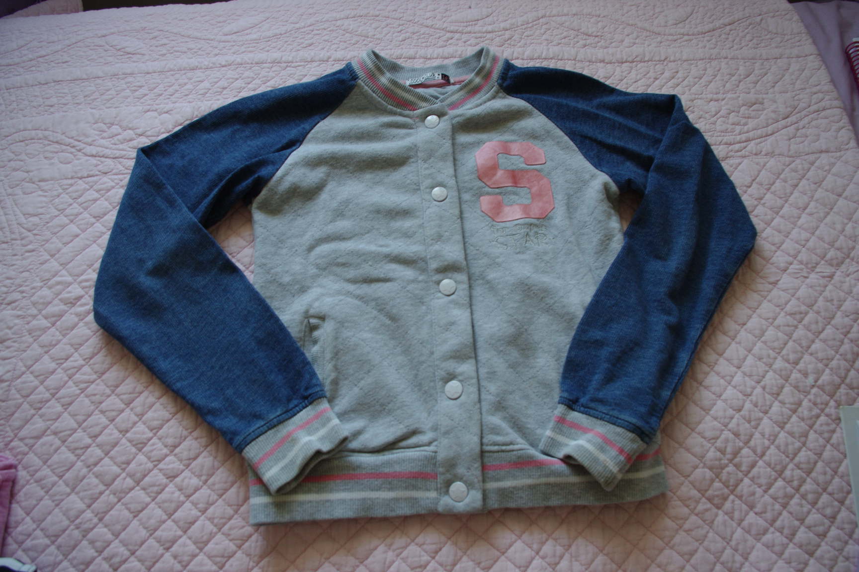 бомбер очень уютный-140-450. ЗАБРАЛИ