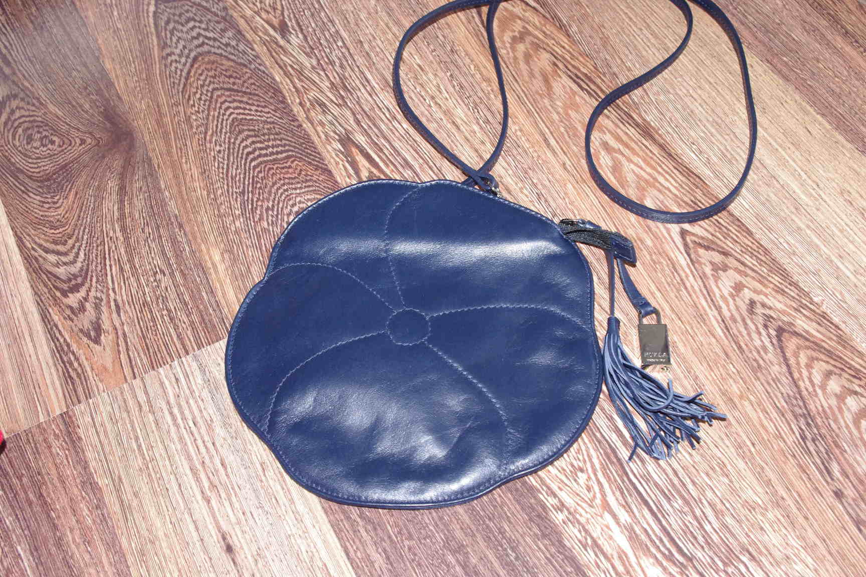 Furla новая маленькая сумочка кожа-2000. ЗАБРАЛИ