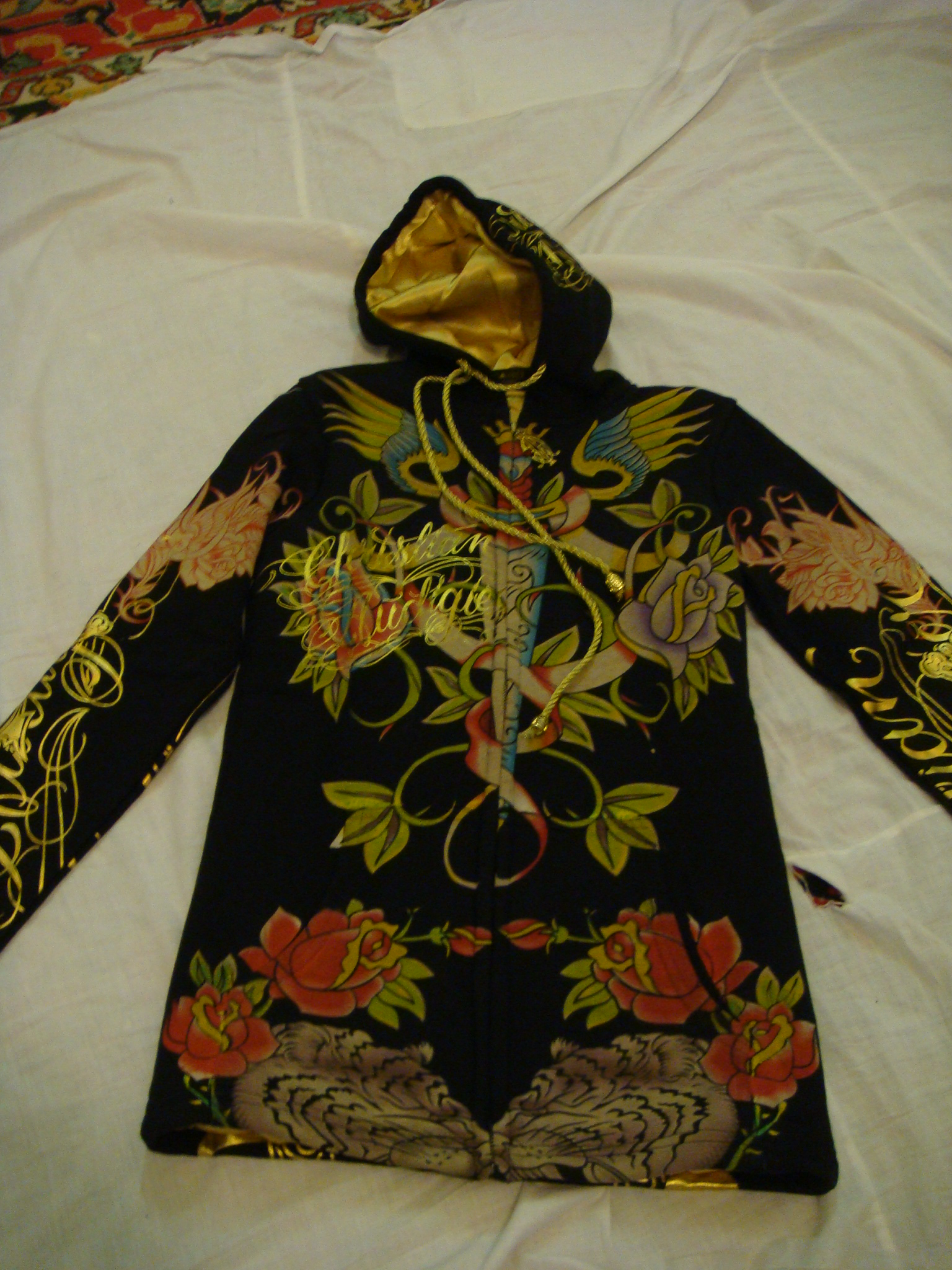 Толстовка 4000 руб   фото лицевая сторона раз. S,М. 