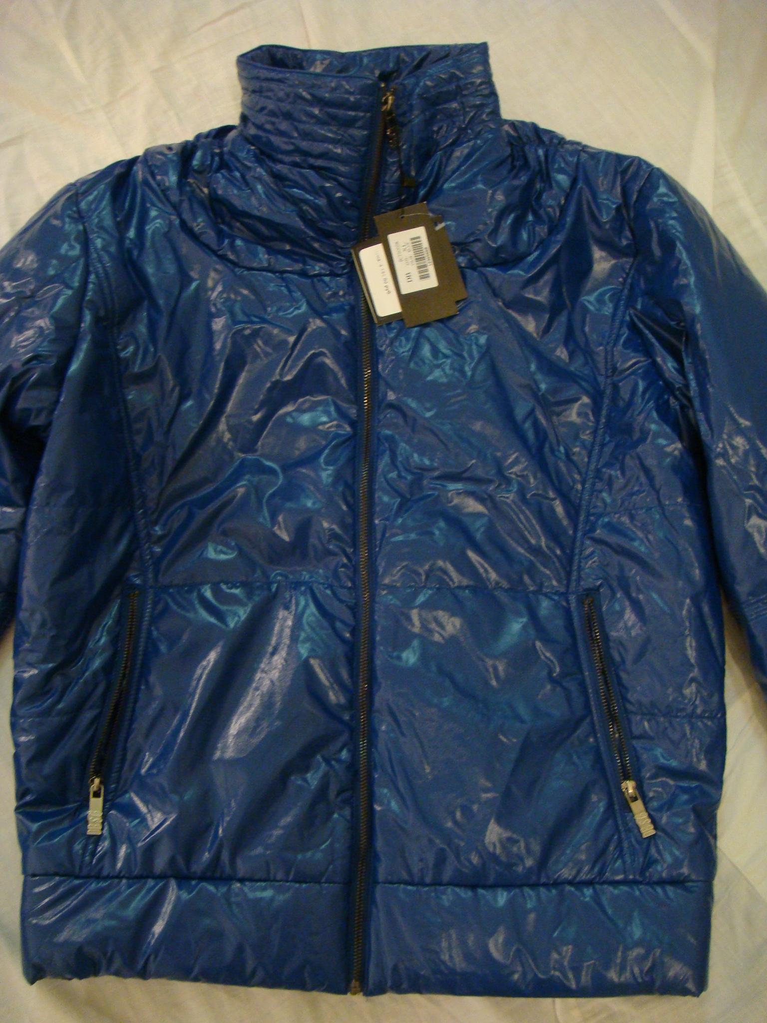 мужская 2000 руб. 