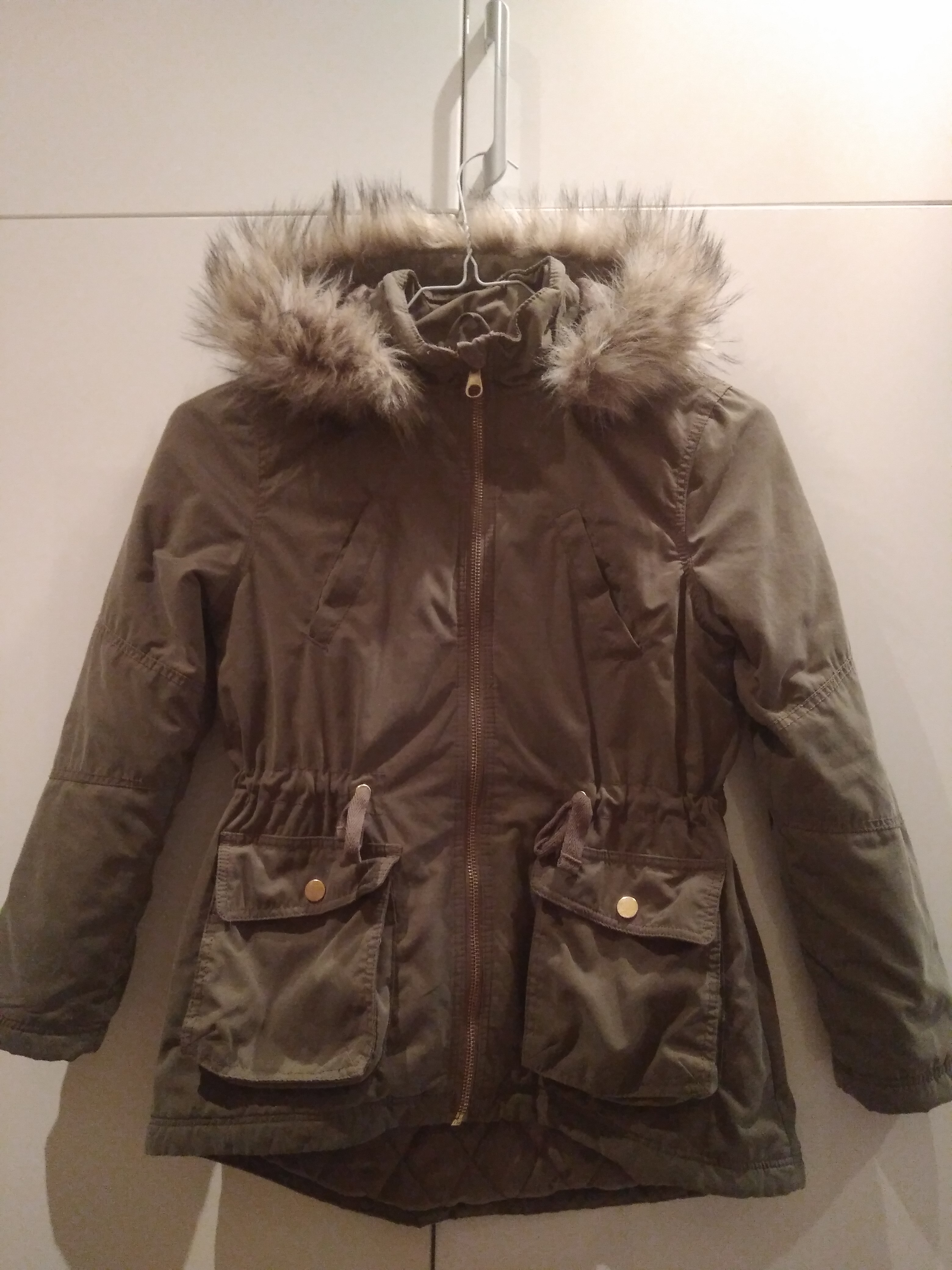 Парка. Рост 134/140 H&M. 1500р. Продаю.. Пристрой