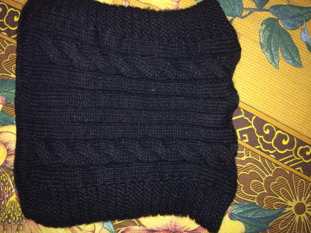 ОЧЕНЬ теплая, шерсть и флисовая подкладка. Женские вещи от 40 до 48 р-ра