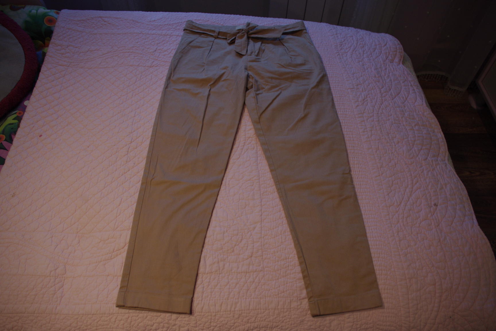 бежевые брючки зара 152-400. ОДЕЖДА ДЕВОЧКЕ 152 РОСТ
