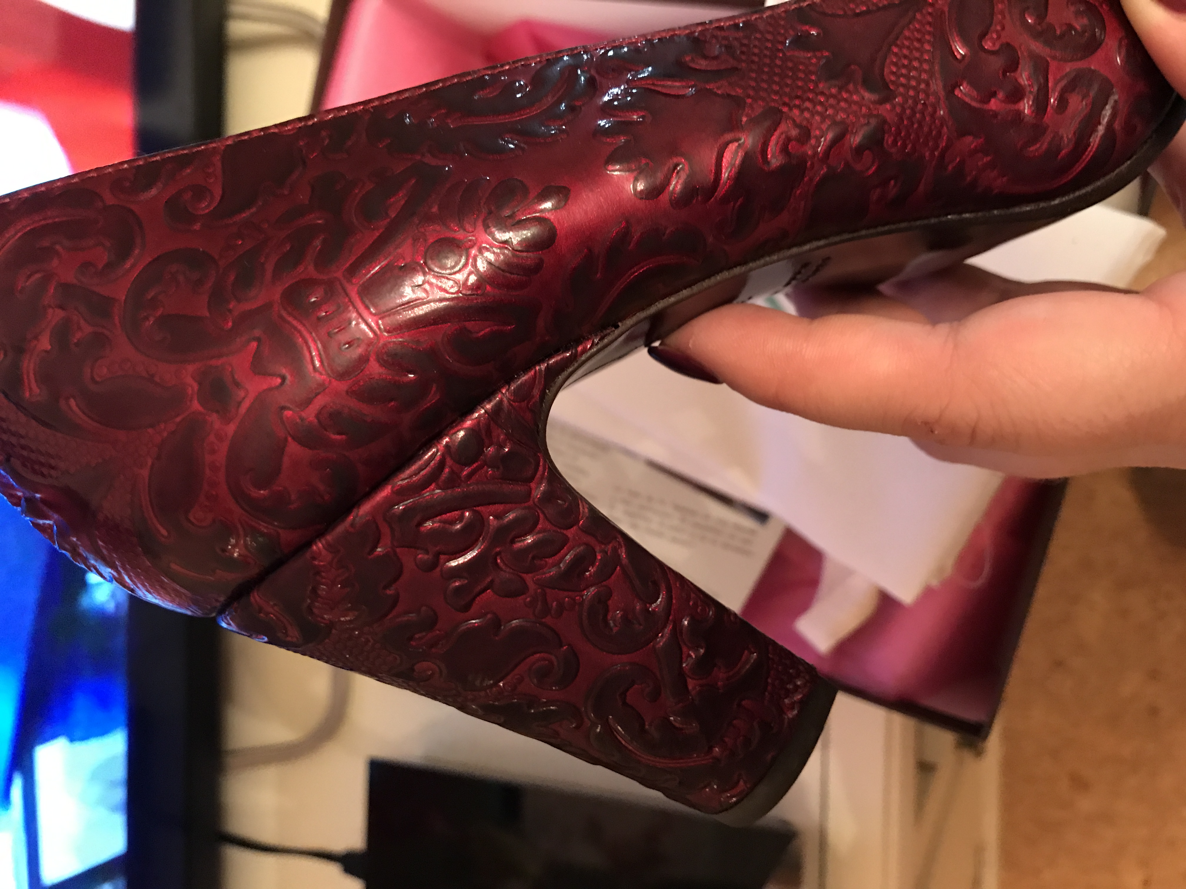 ПРИСТРОЙ взрослой обуви--ТОЛЬКО НОВОЕ