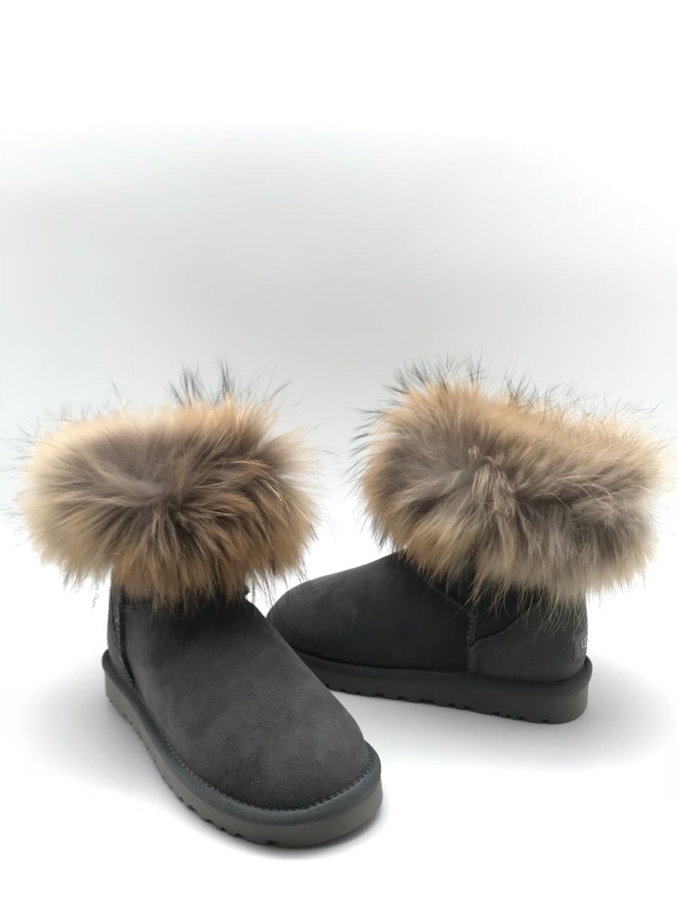 UGG a11063