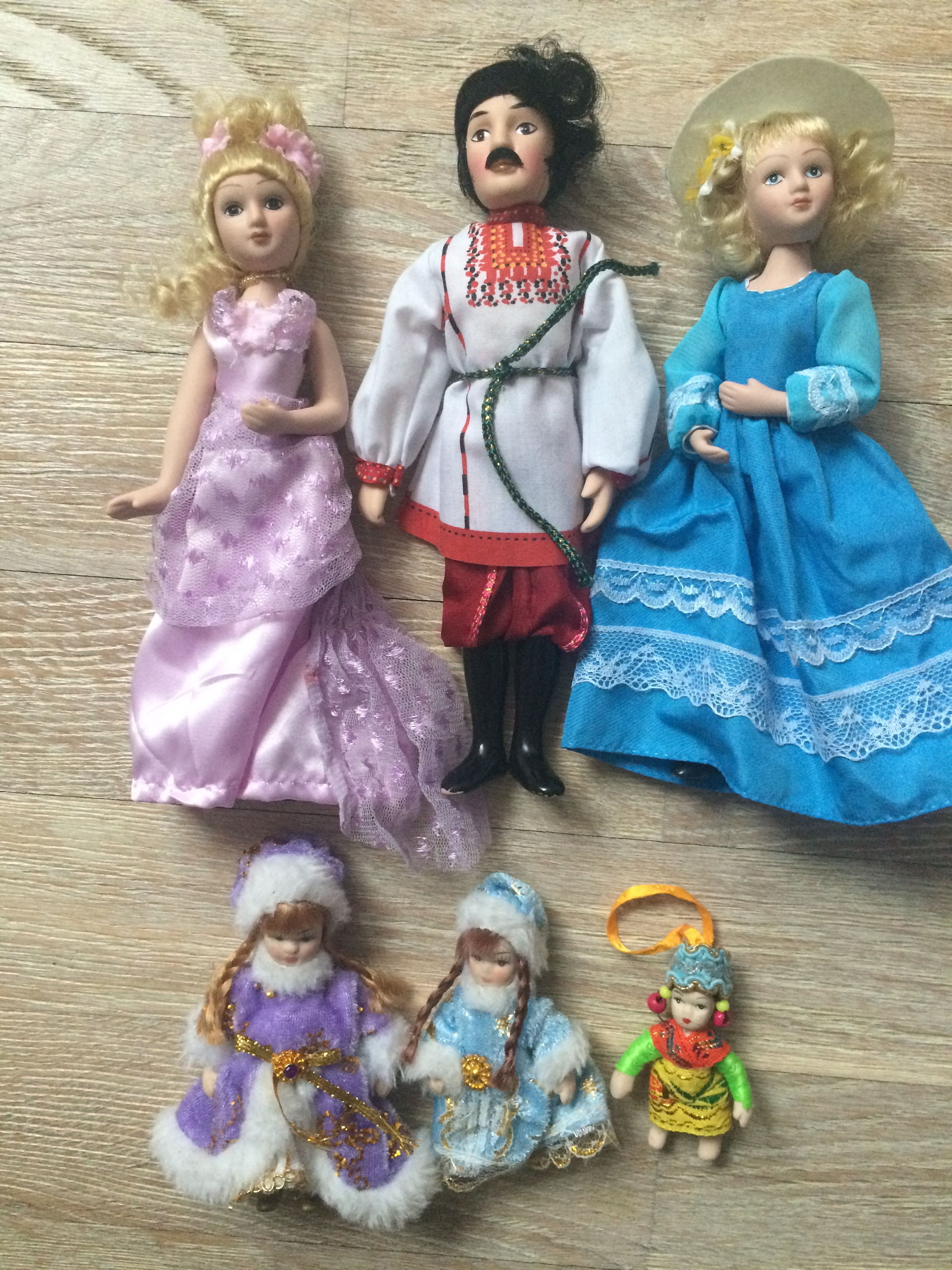 фарфоровые куколки. я-Отдала с 01.06.2019