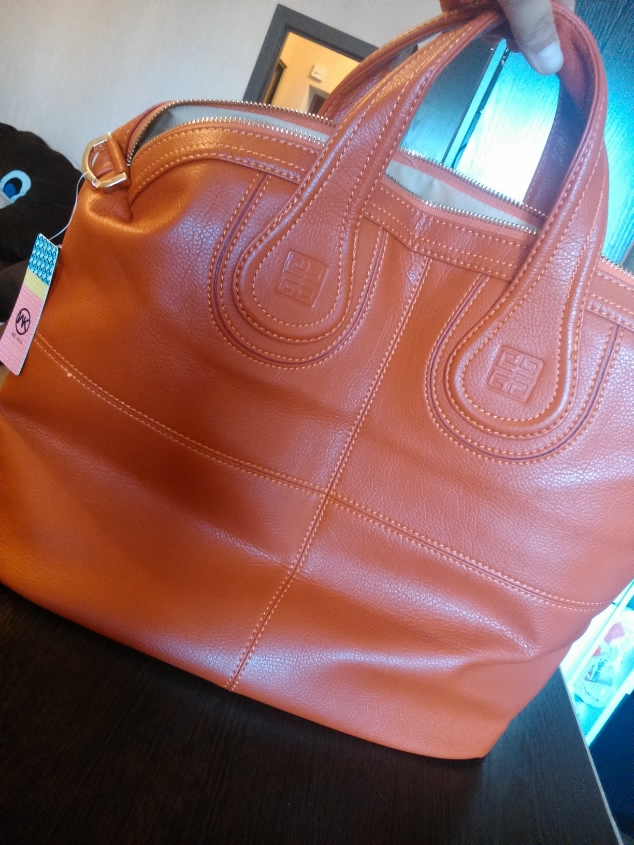 Сумки,ремни,перчатки и...