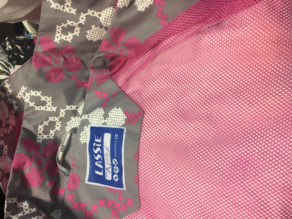 продам для девочки б/у мало совсем