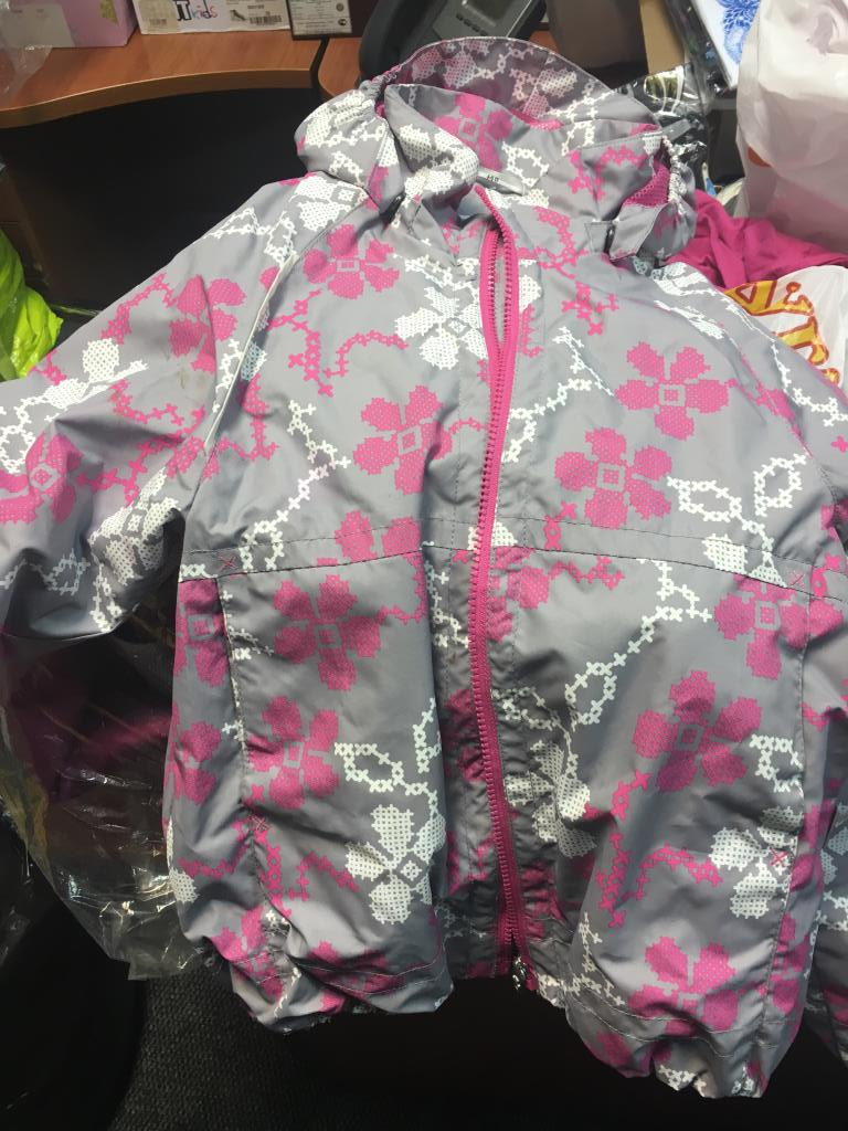 продам для девочки б/у мало совсем