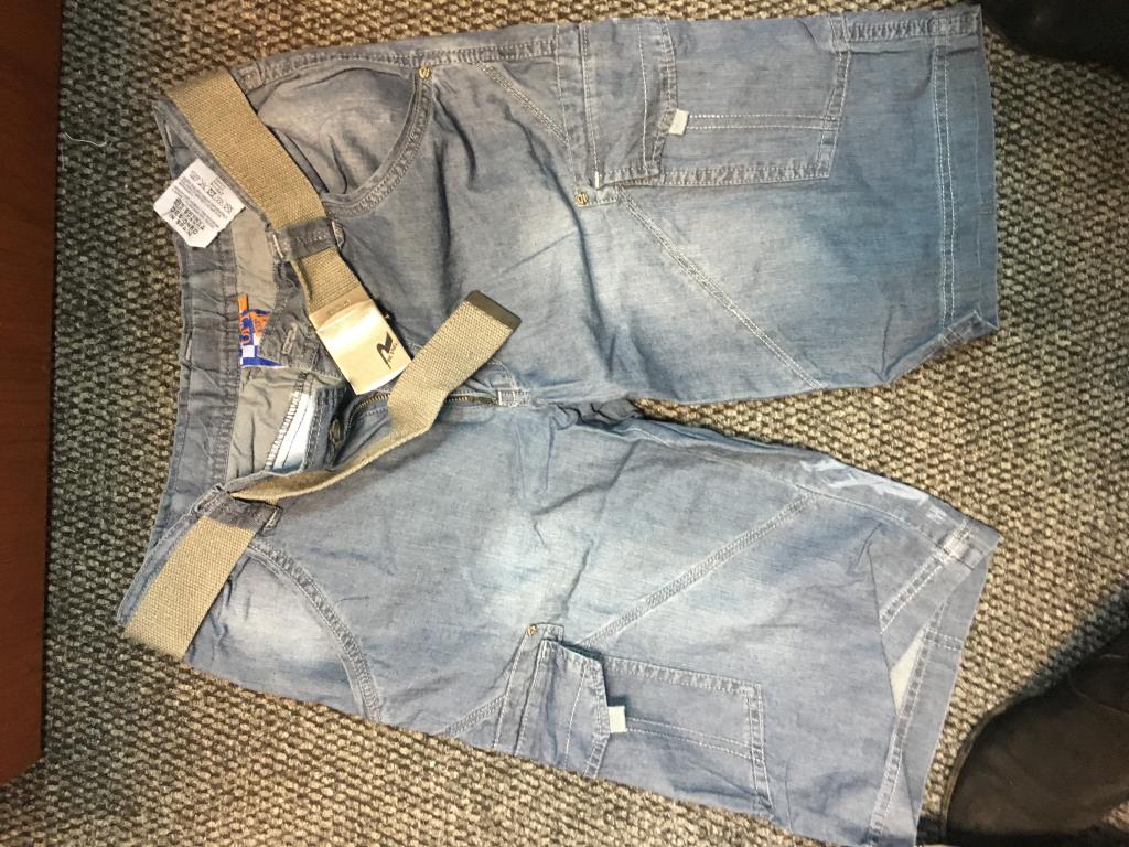 Продаю для мальчика Б\У очень мало