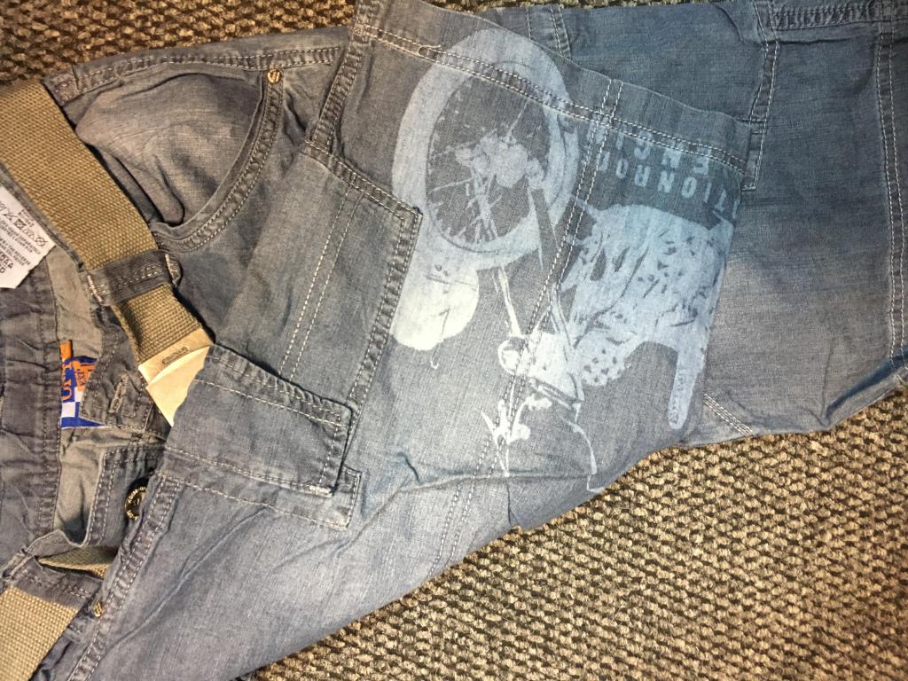 Продаю для мальчика Б\У очень мало