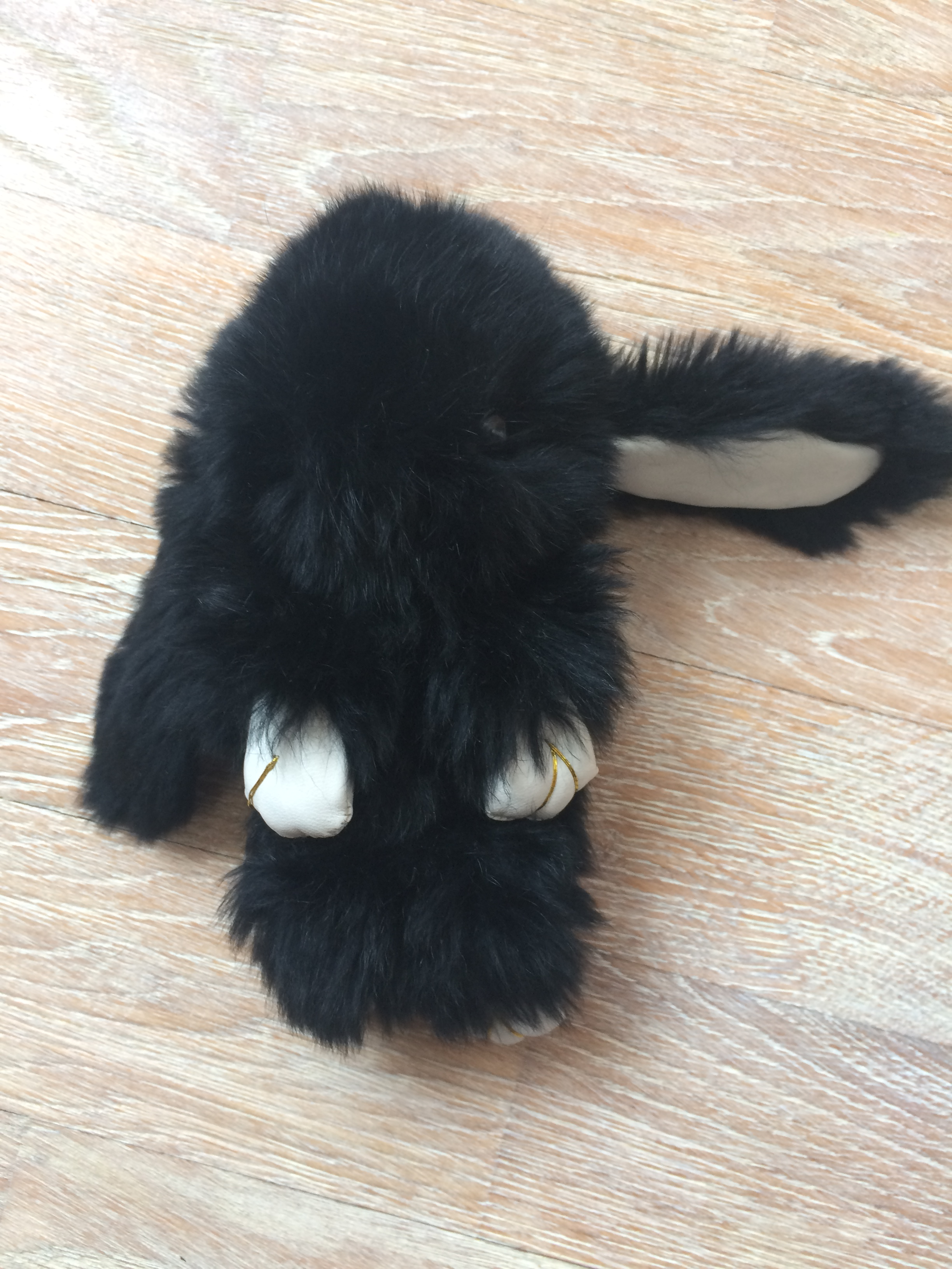 брелок черный меховой зайка . Украшения, брелки