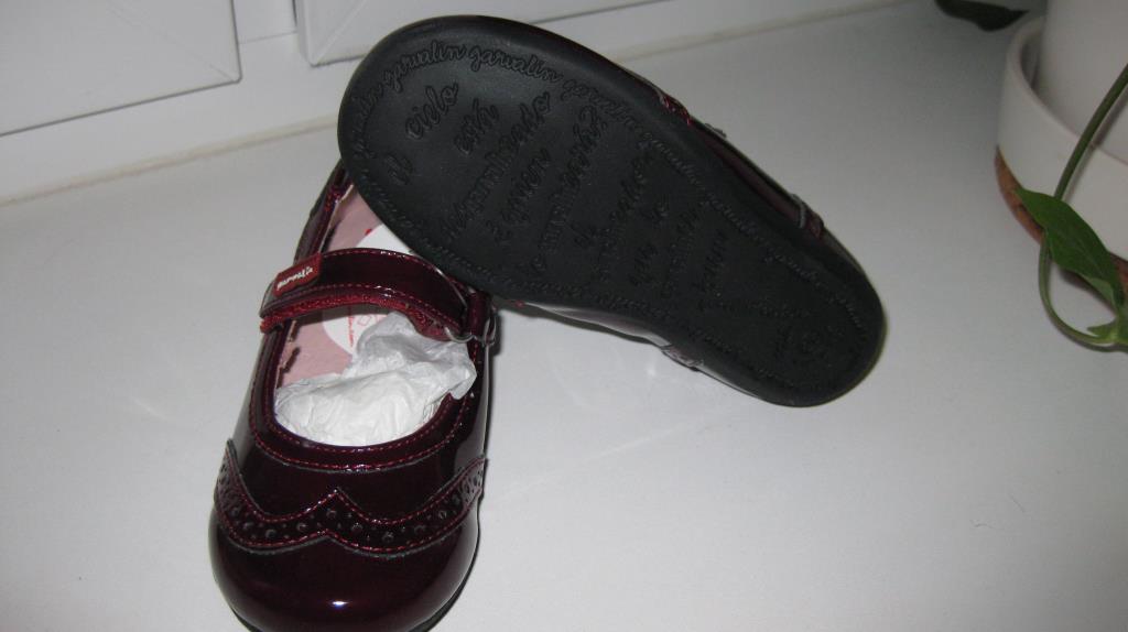 Гарвалин новые р 26. Обувь