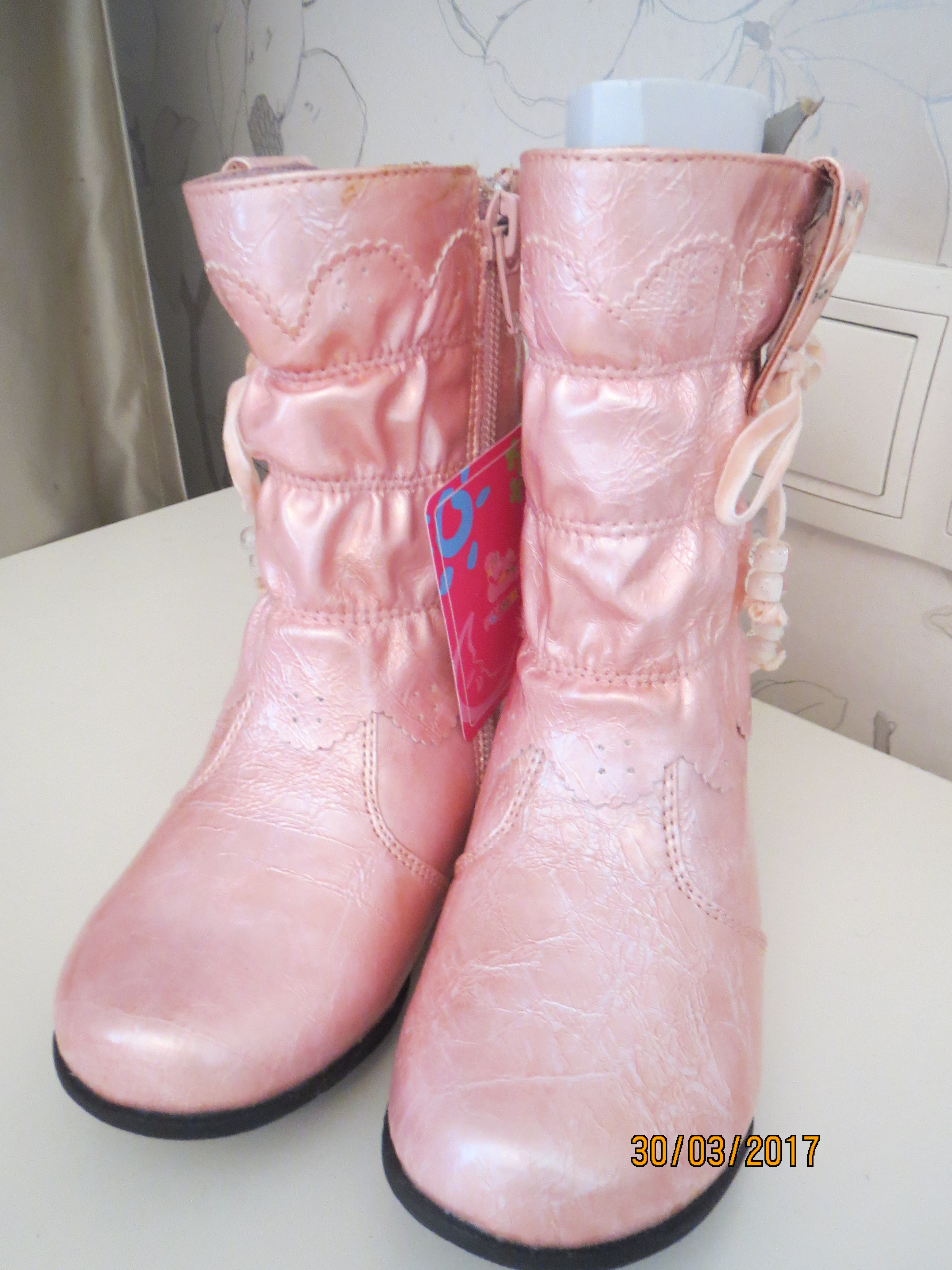 Фламинго новые сапоги р 24          500 рублей . Обувь