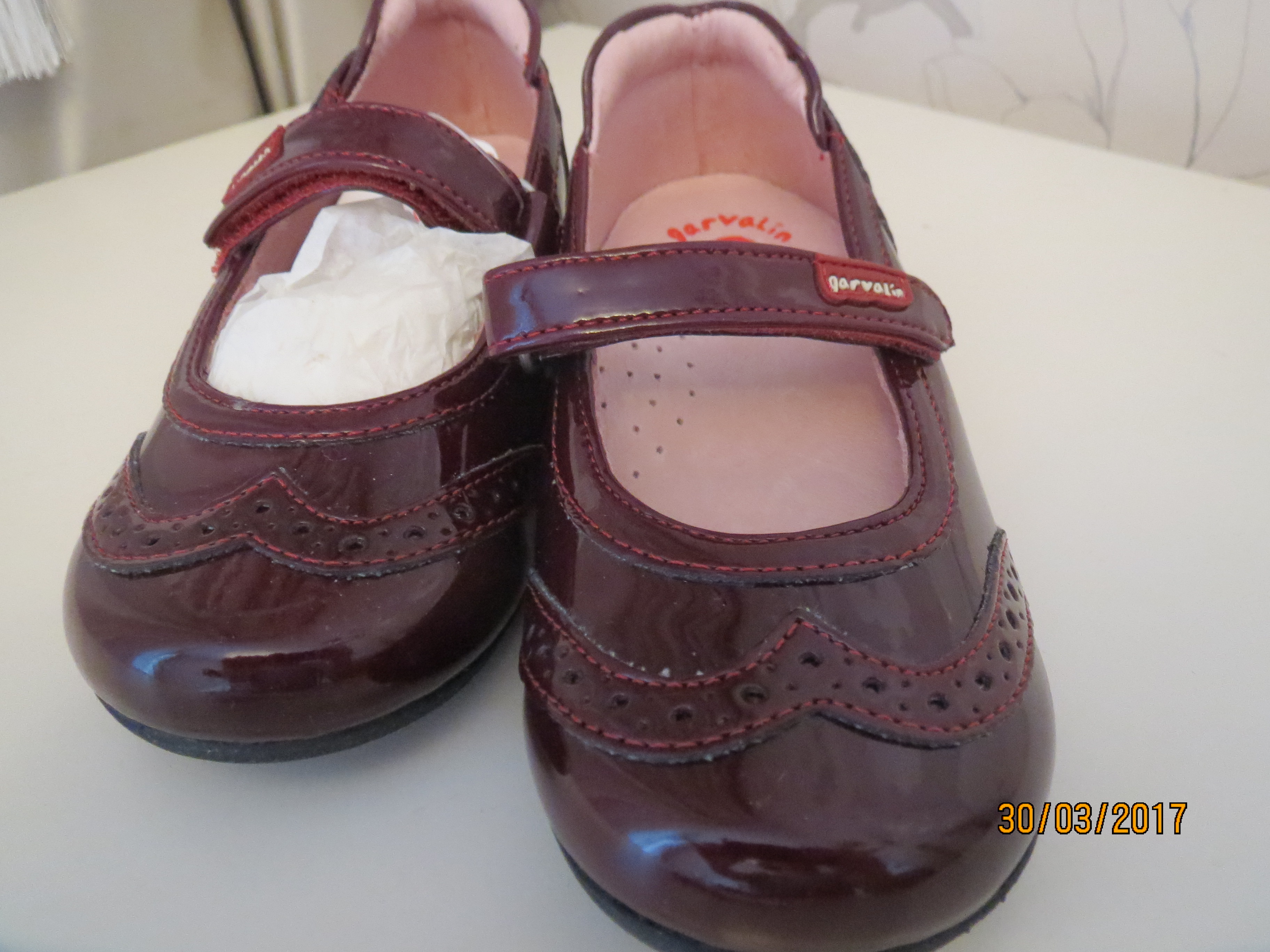 Гарвалин новые р 26. Обувь