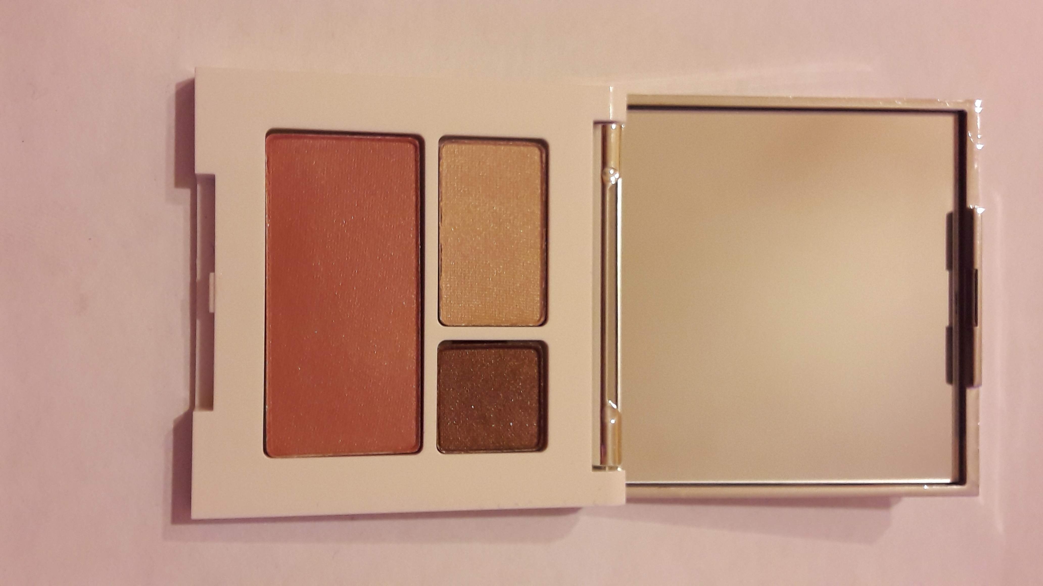 палетка CLINIQUE. Наборы косметики... элитка