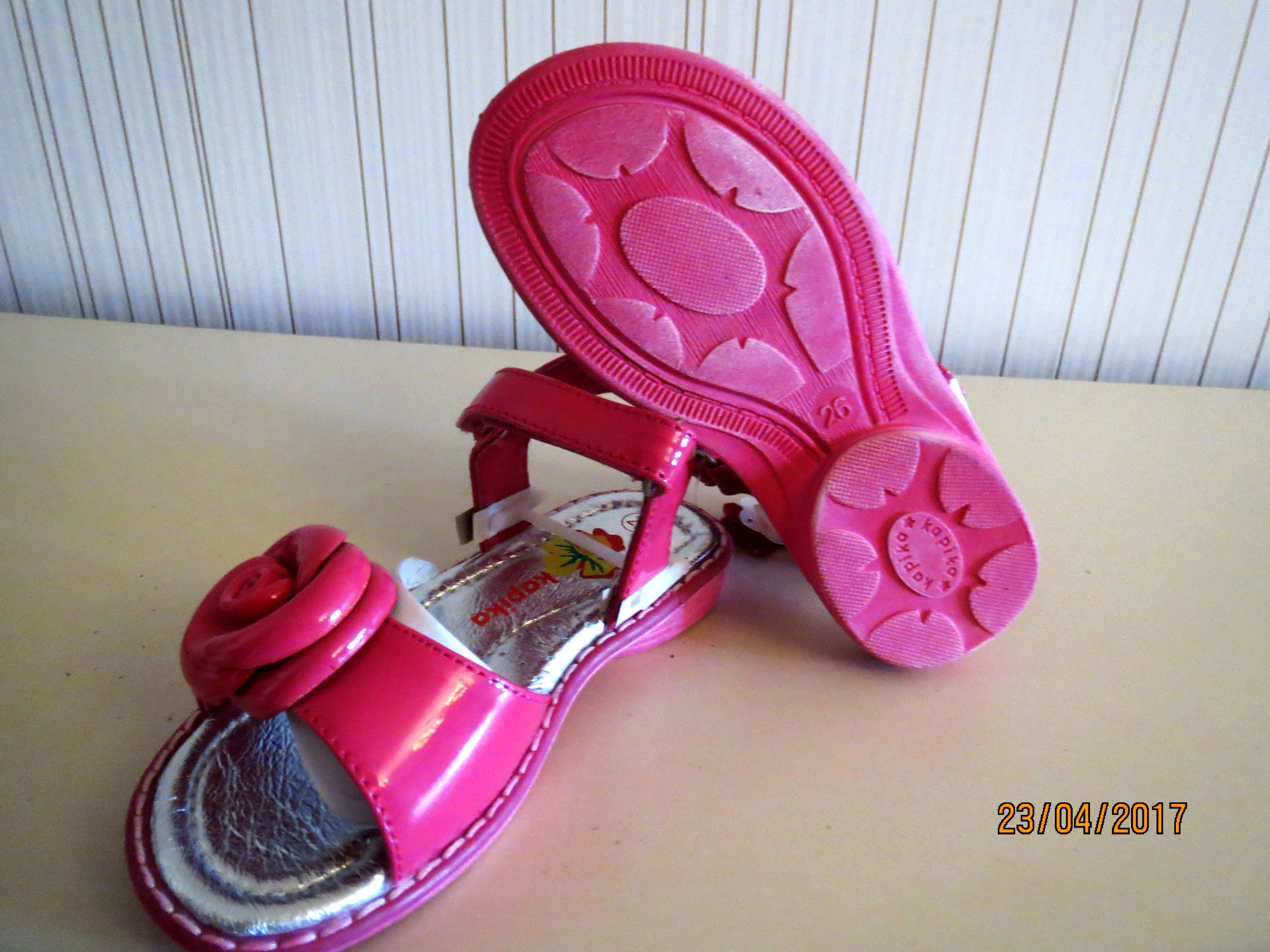 Капика бооножки р.26 новые. Обувь