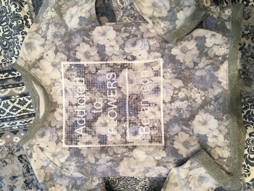 продам для девочки б/у мало совсем