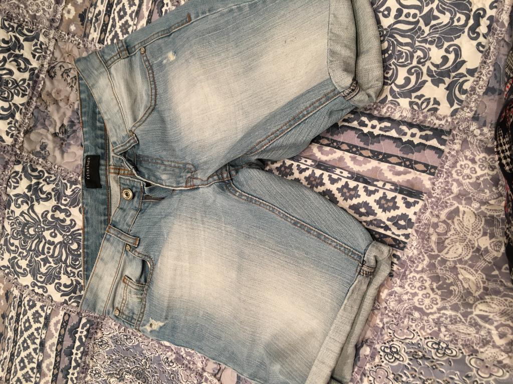 Продаю для мальчика Б\У очень мало