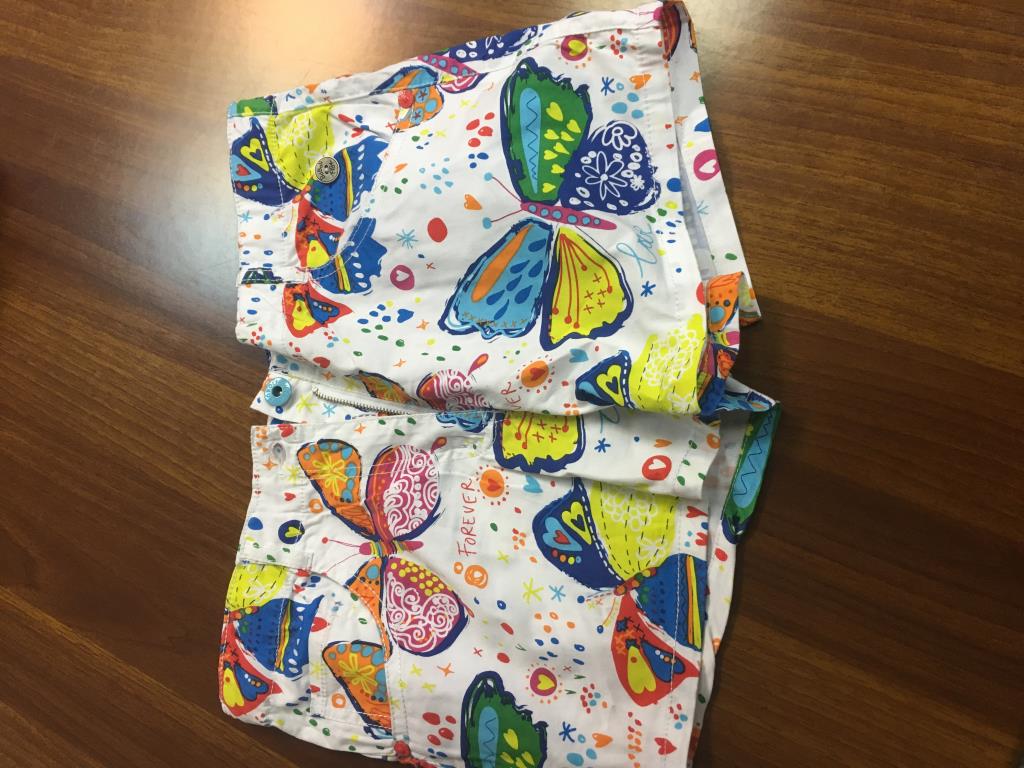 продам для девочки б/у мало совсем