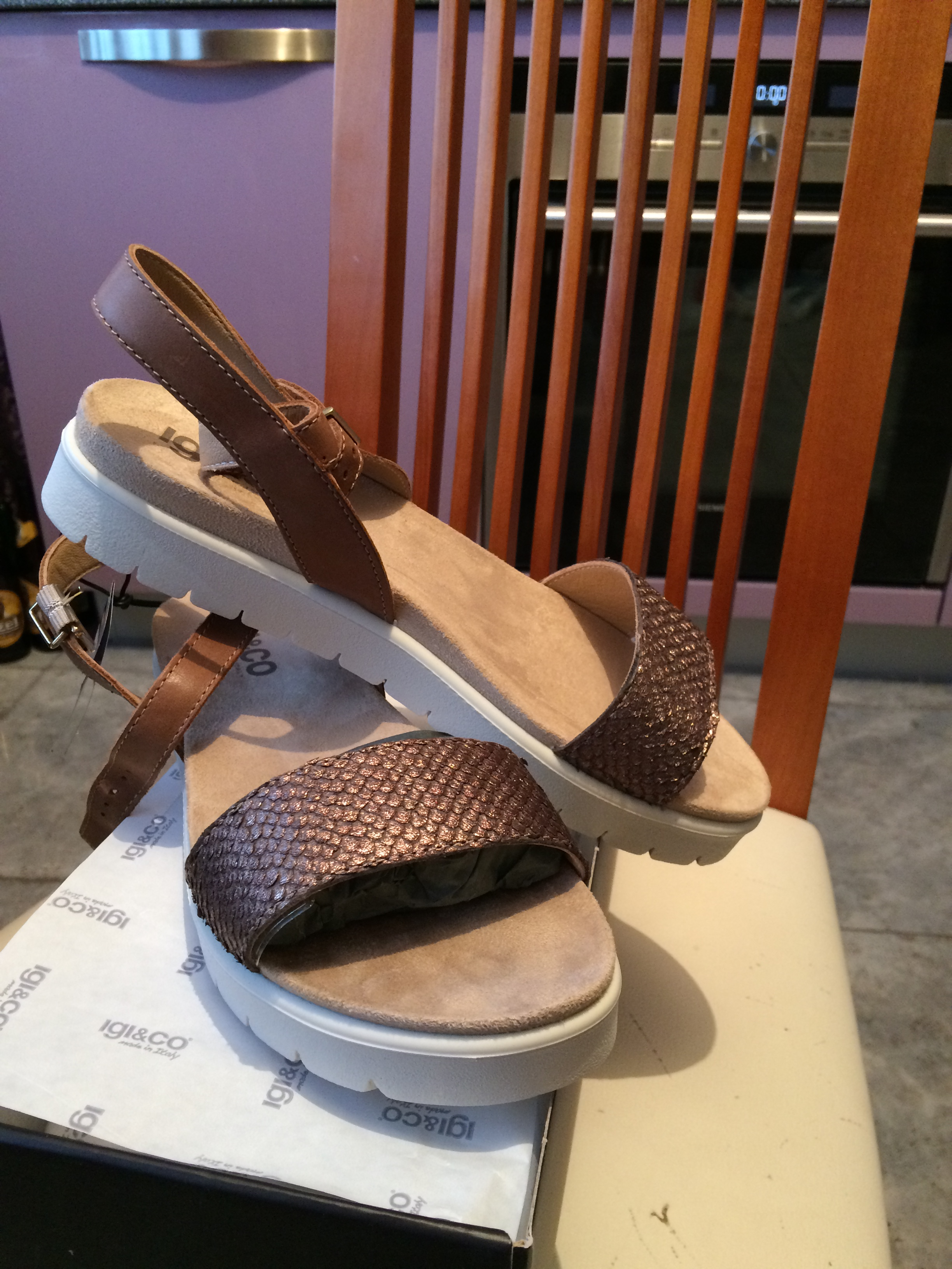 Пристрой! IGI@CO Размер 38. Цена 2650р.. Было и УШЛО)))