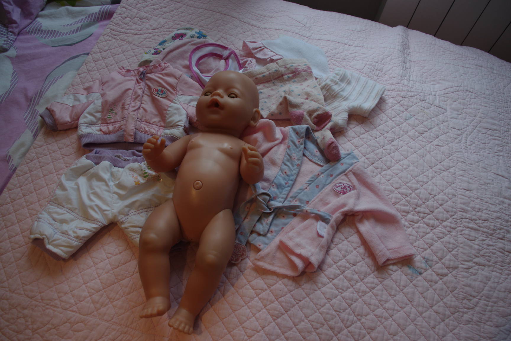 Беби Борн кукла и одежда-1000. ЗАБРАЛИ