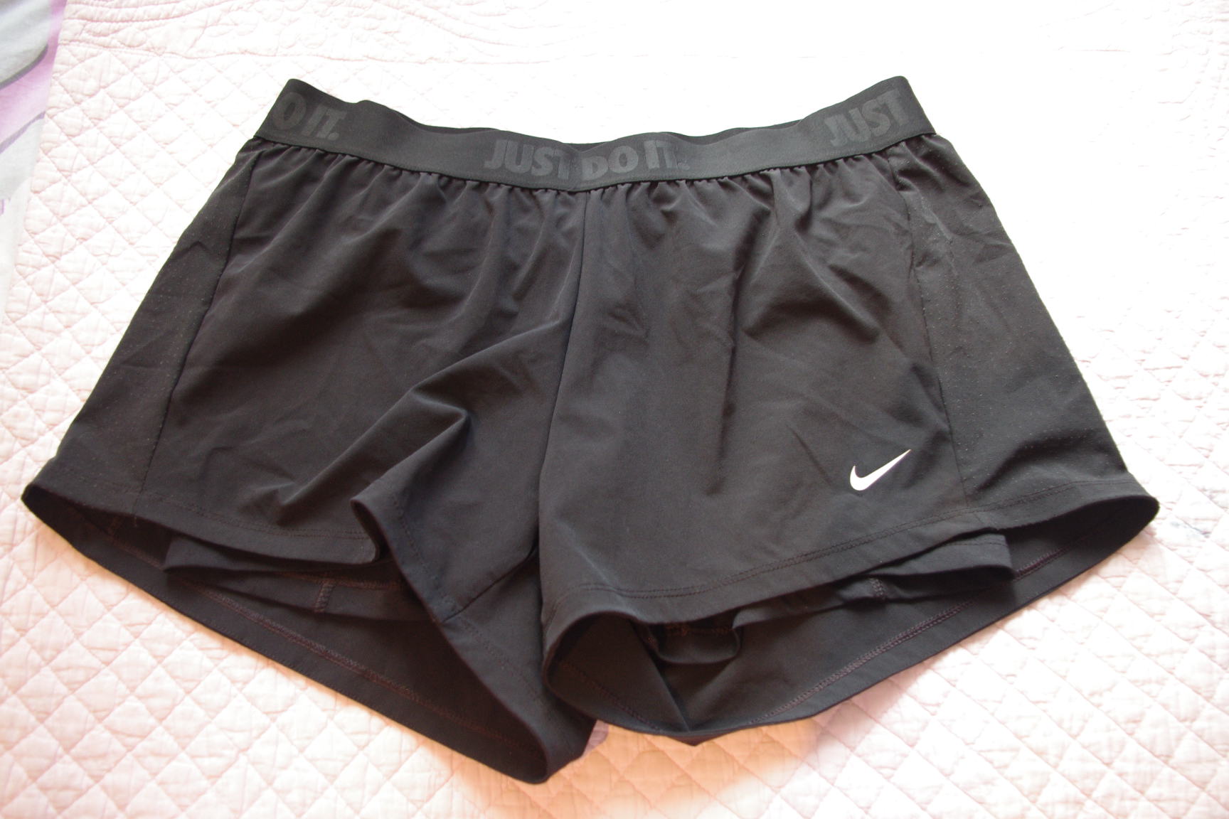 шорты Найк беговые -Л-600. ЗАБРАЛИ