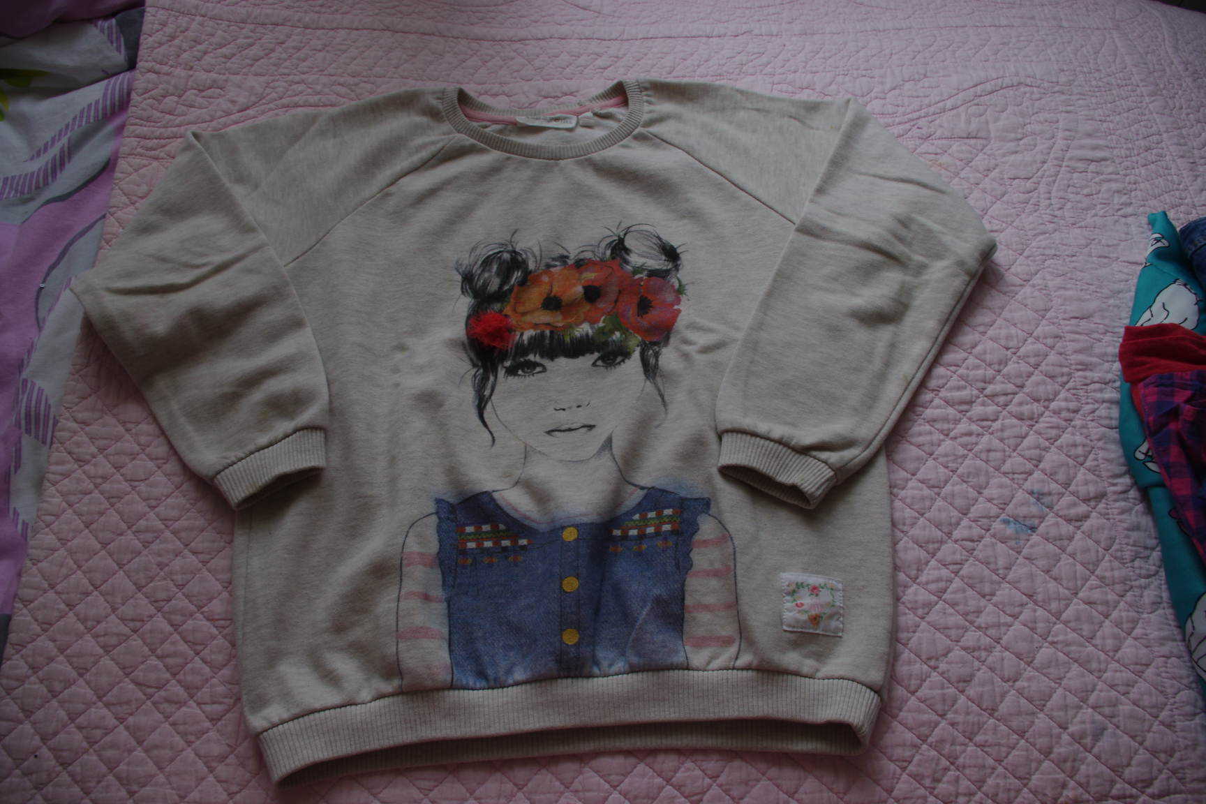 толстовка мгкая теплая-140-400. ЗАБРАЛИ