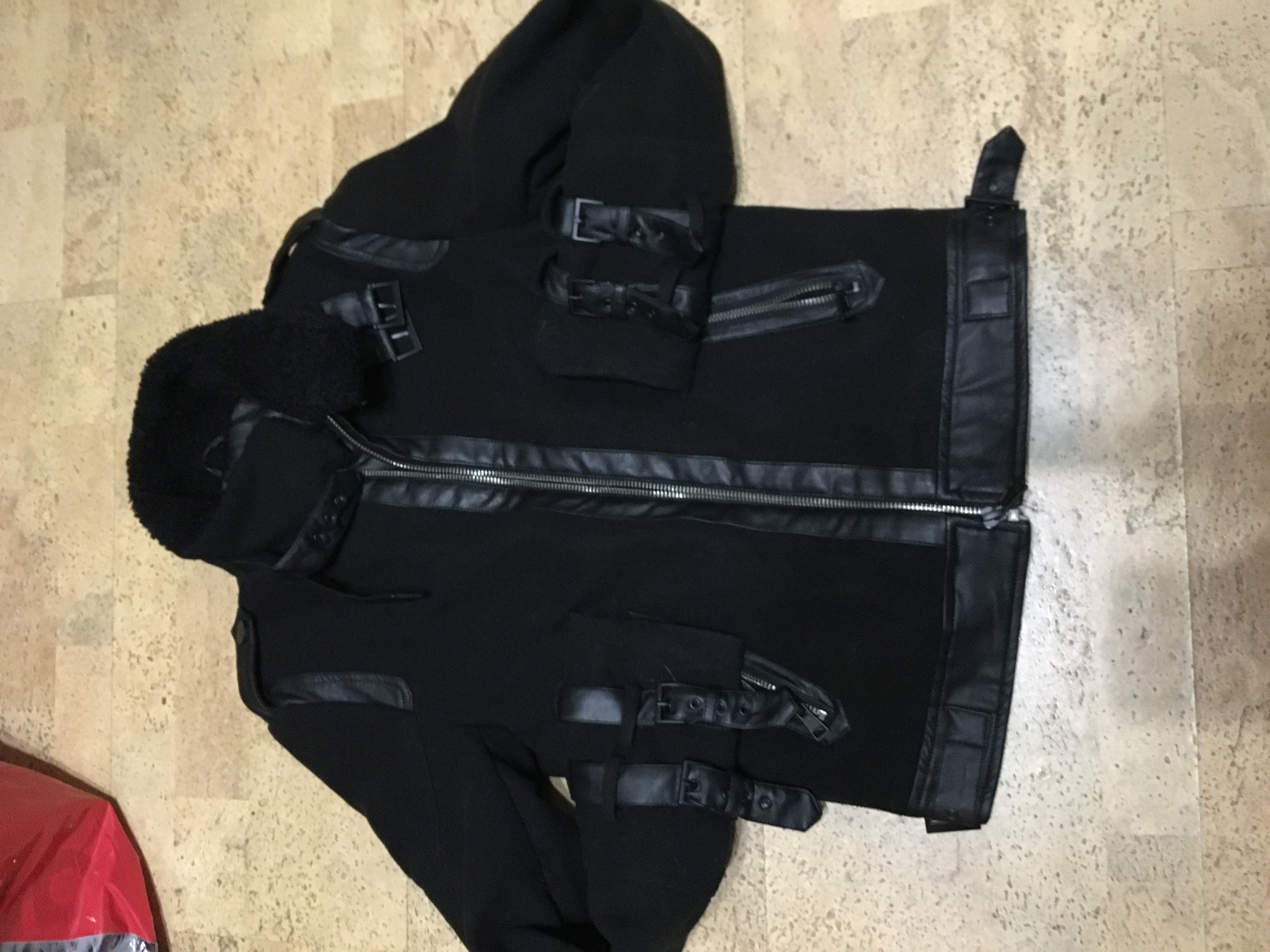 Продаю для мальчика Б\У очень мало