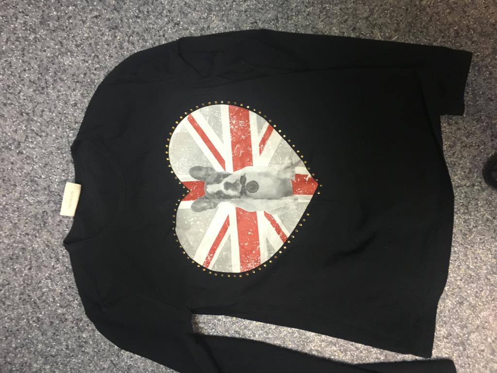 продам для девочки б/у мало совсем