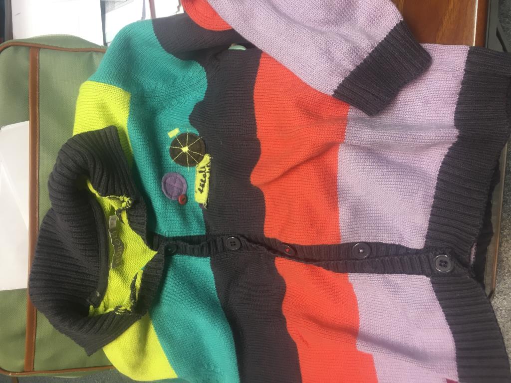 продам для девочки б/у мало совсем