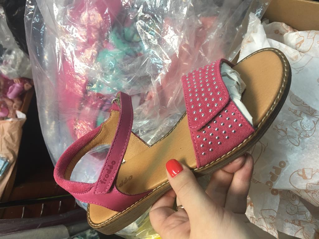 ПРИСТРОЙ взрослой обуви--ТОЛЬКО НОВОЕ