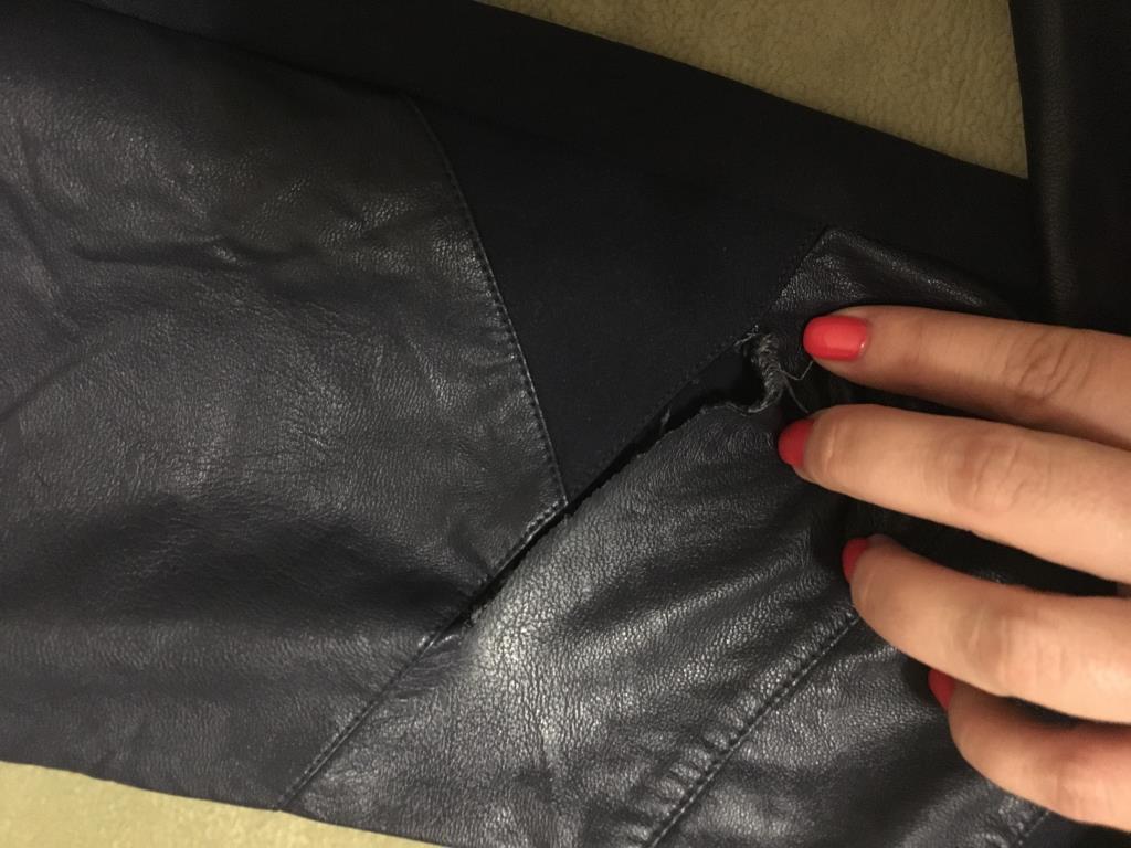 продам для девочки б/у мало совсем