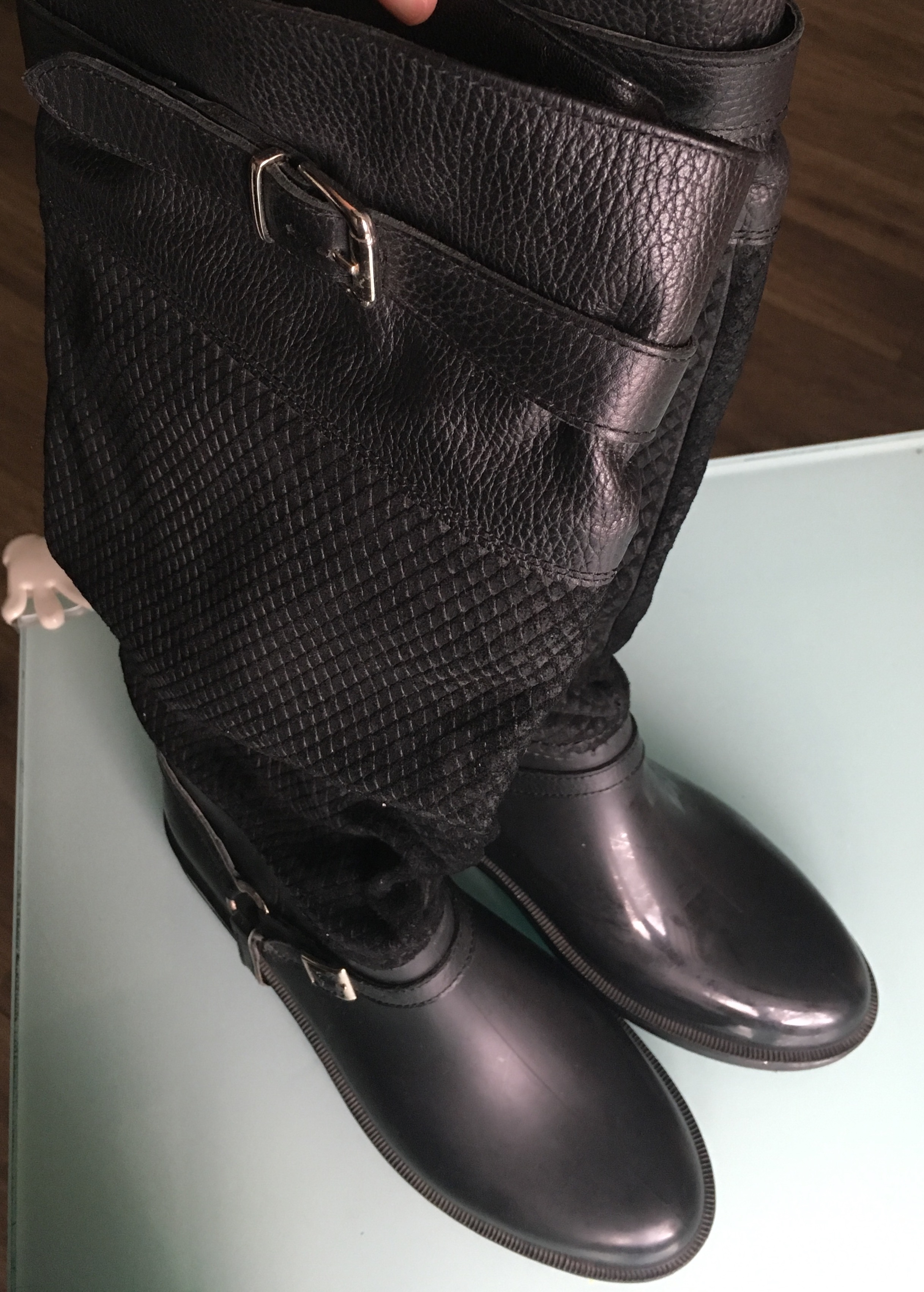 пристроено