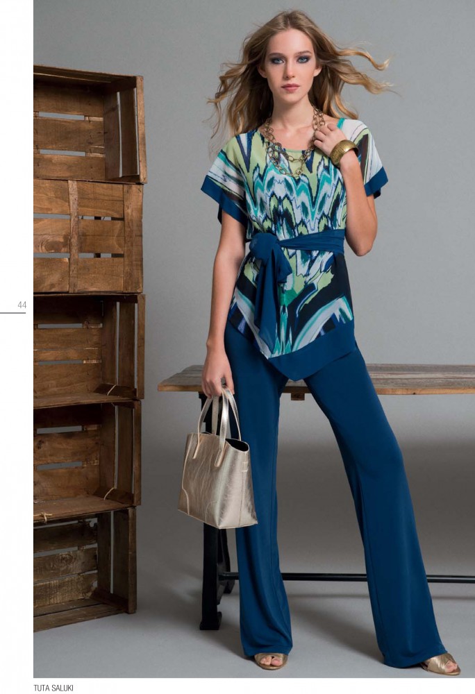 Продаю женское НОВОЕ-ЛЮБАЯ ВЕЩЬ со скидкой отдам