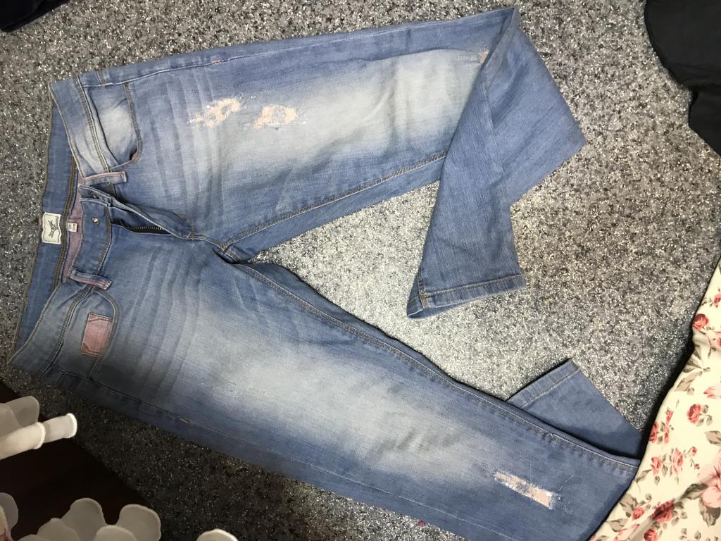 продам для девочки б/у мало совсем