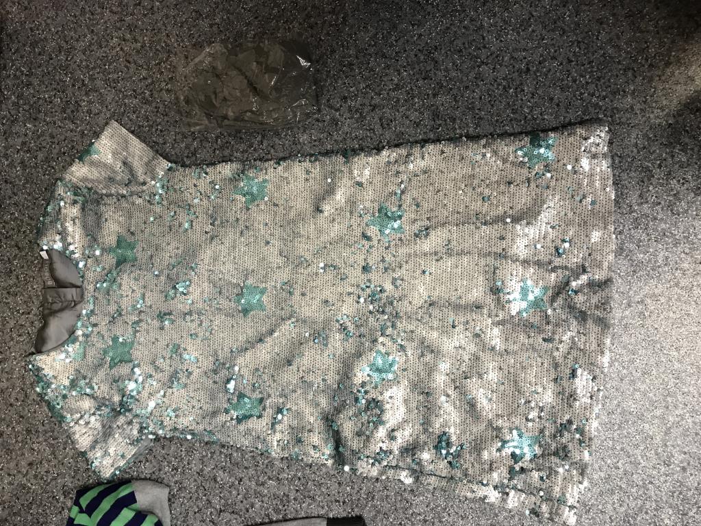 продам для девочки б/у мало совсем