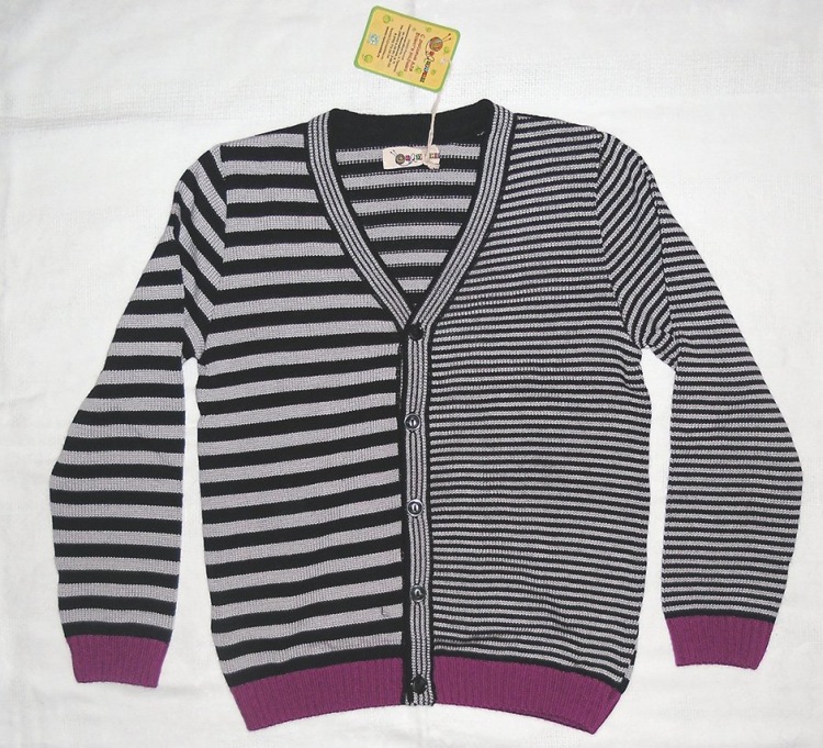 Кардиган на пуговицах, 128-134, 50% шерсть, 650р. 128