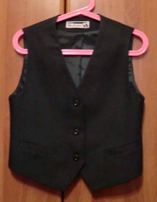 Черный жилет 'Sky Lake'. 140